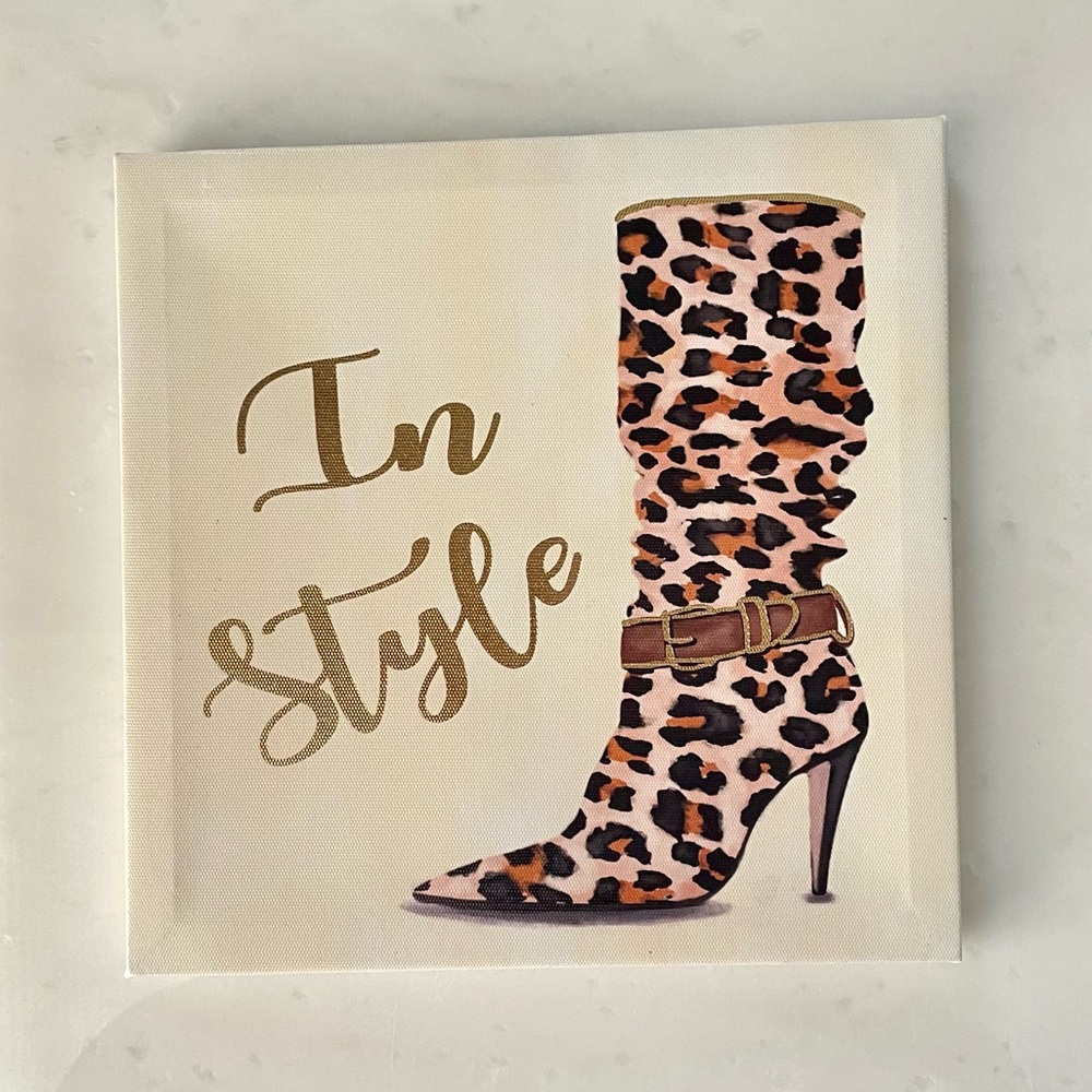 In Style Canvas Wall Decor